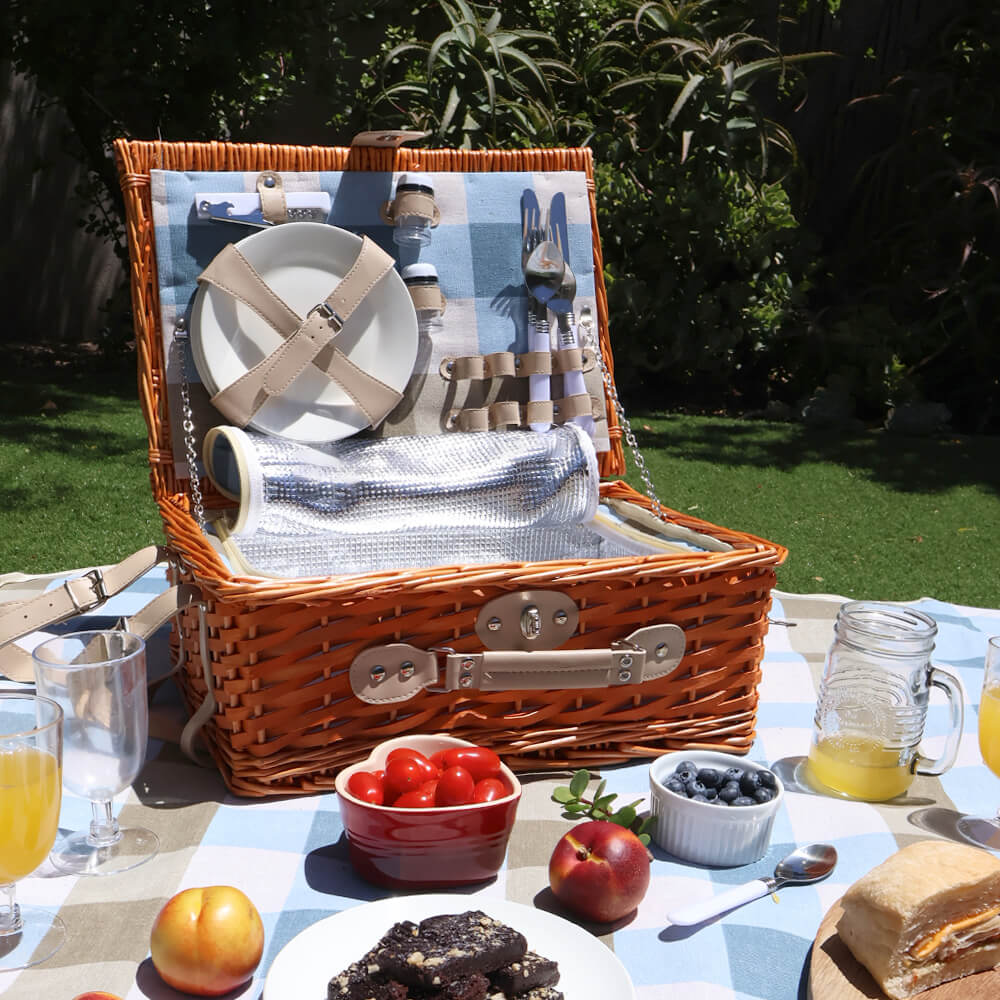 Cesta de picnic de mimbre con bolsa térmica para 4 personas - Diseño a cuadros