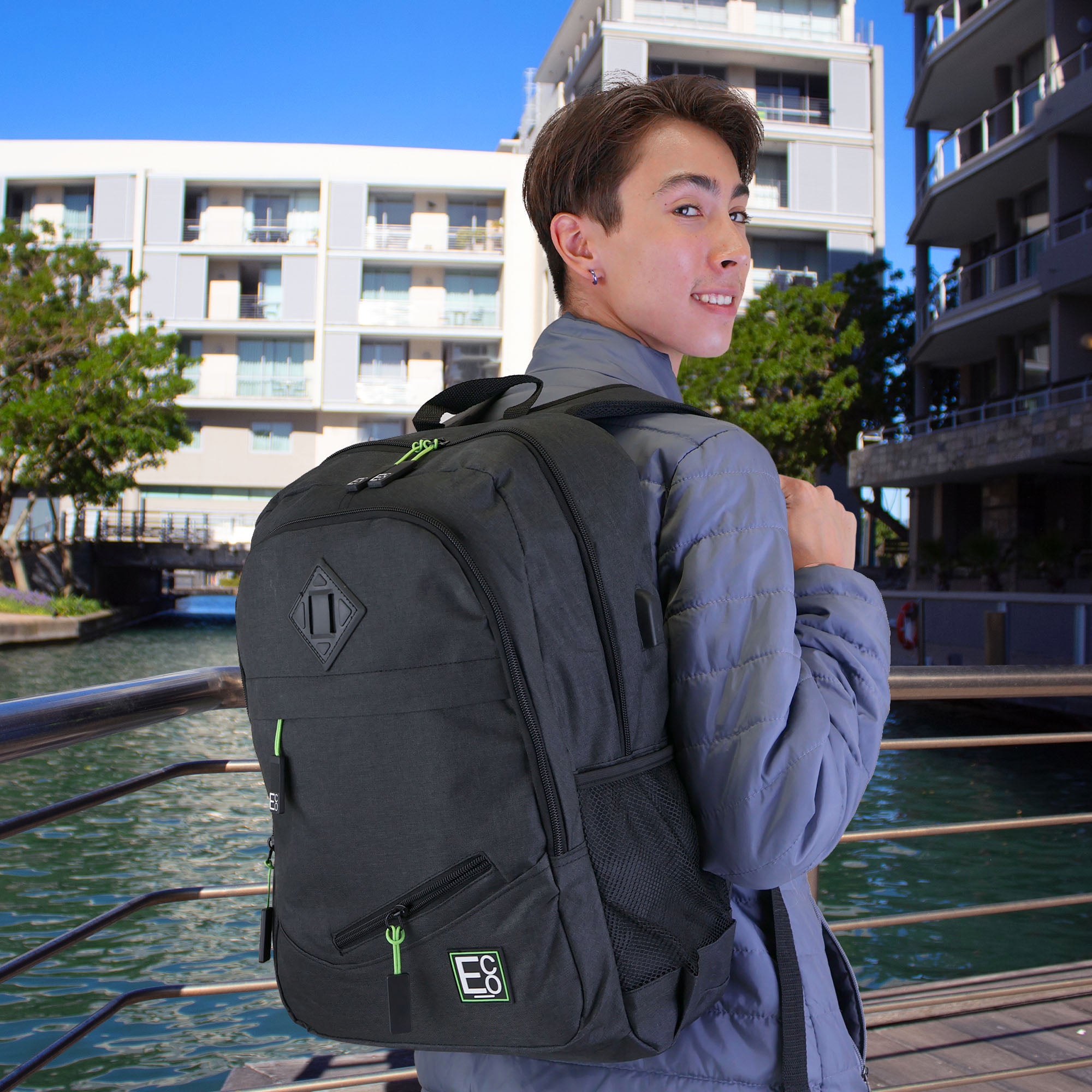 Rucksack mit USB-Ladeanschluss für Laptop oder Telefon